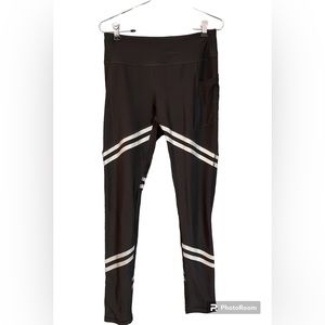 Women’s Black workout Leggings by Gottex